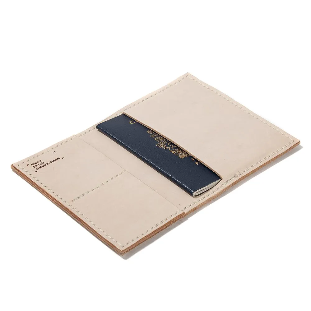 Alterior PR-006 Passport Wallet / Natural