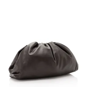 Bottega Veneta Calfskin The Pouch Clutch (SHF-3lPp9s)