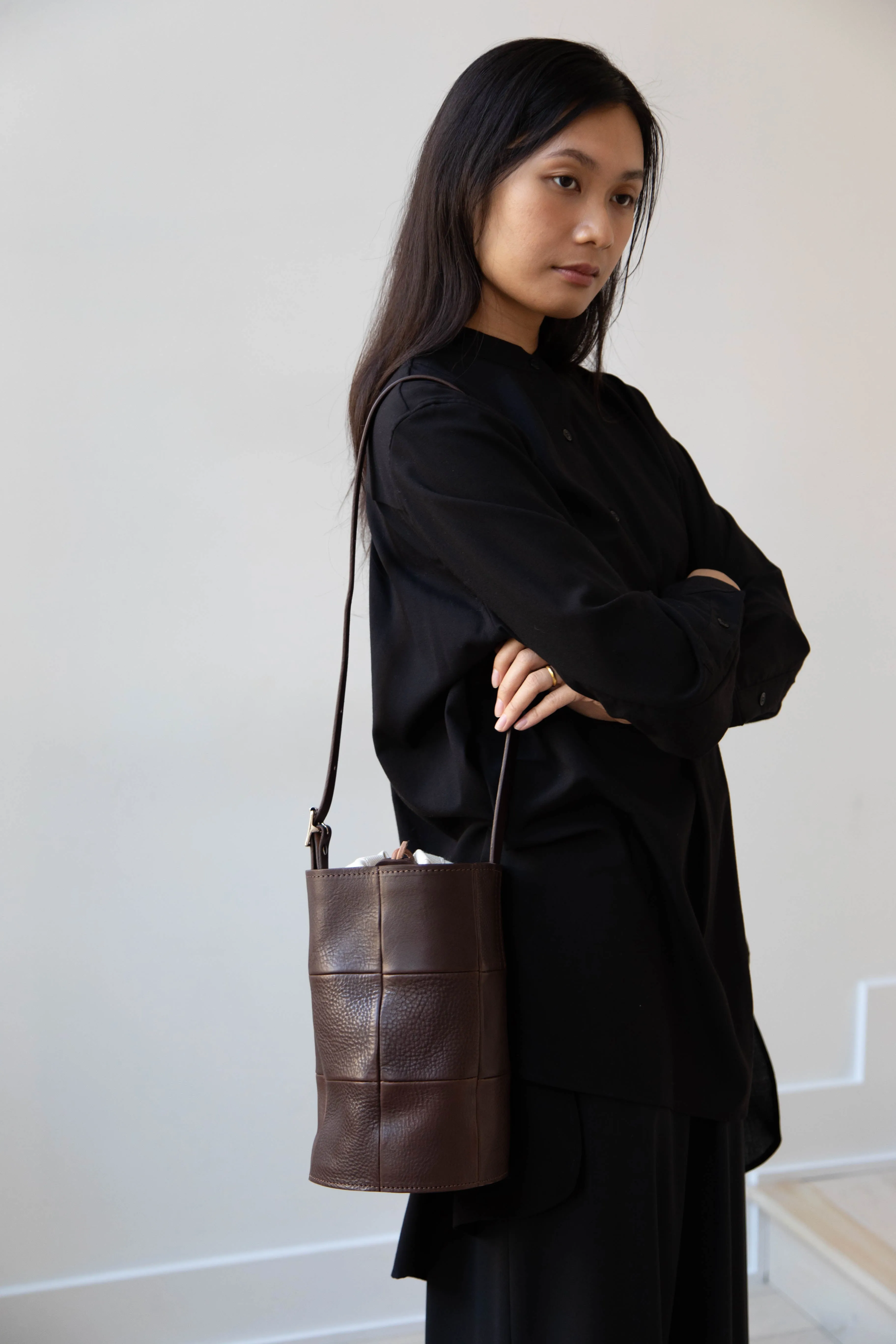 Cawley | Leather Bucket Bag in Chocolate