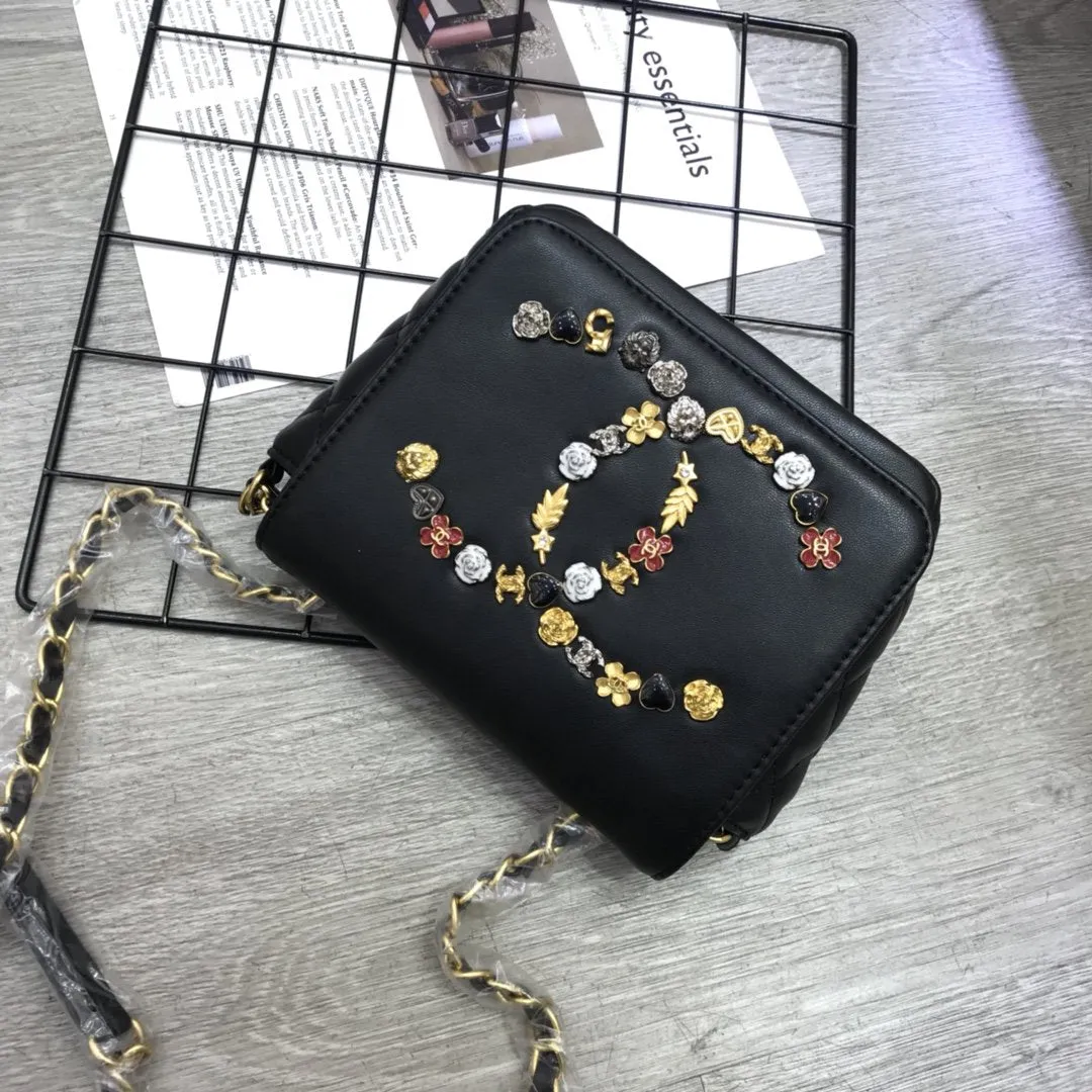 Designer Handbags CL 181