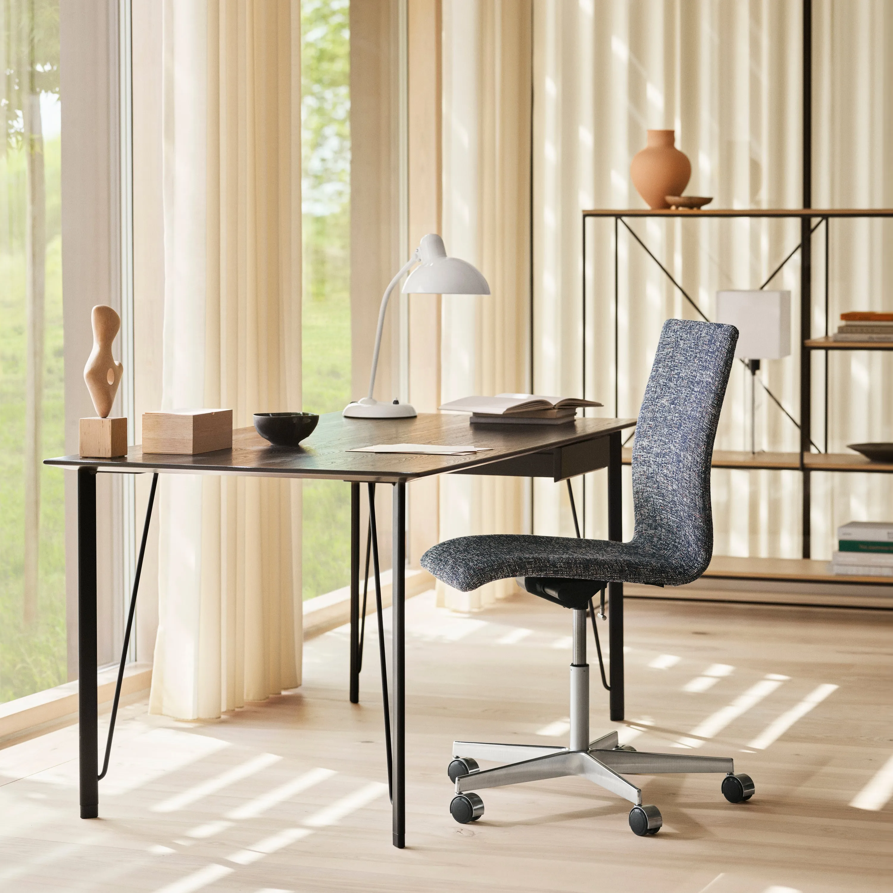 Fritz Hansen FH3605™ Desk With Drawer