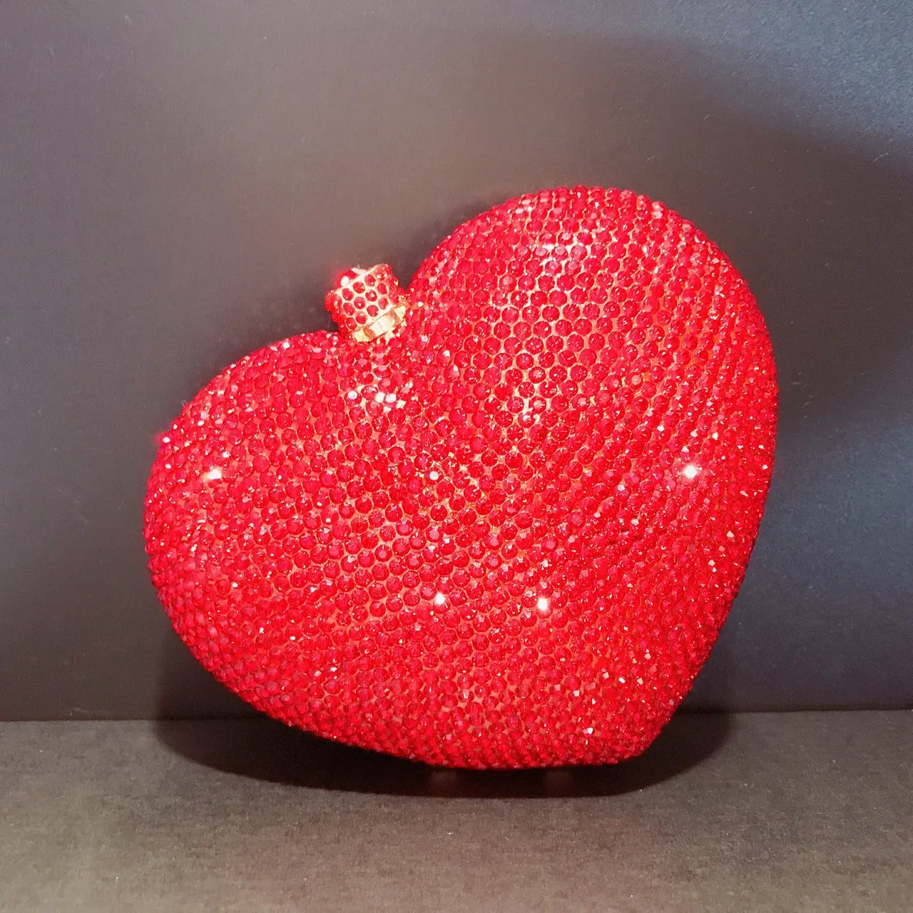 Heart-shaped Diamond Dinner Bag