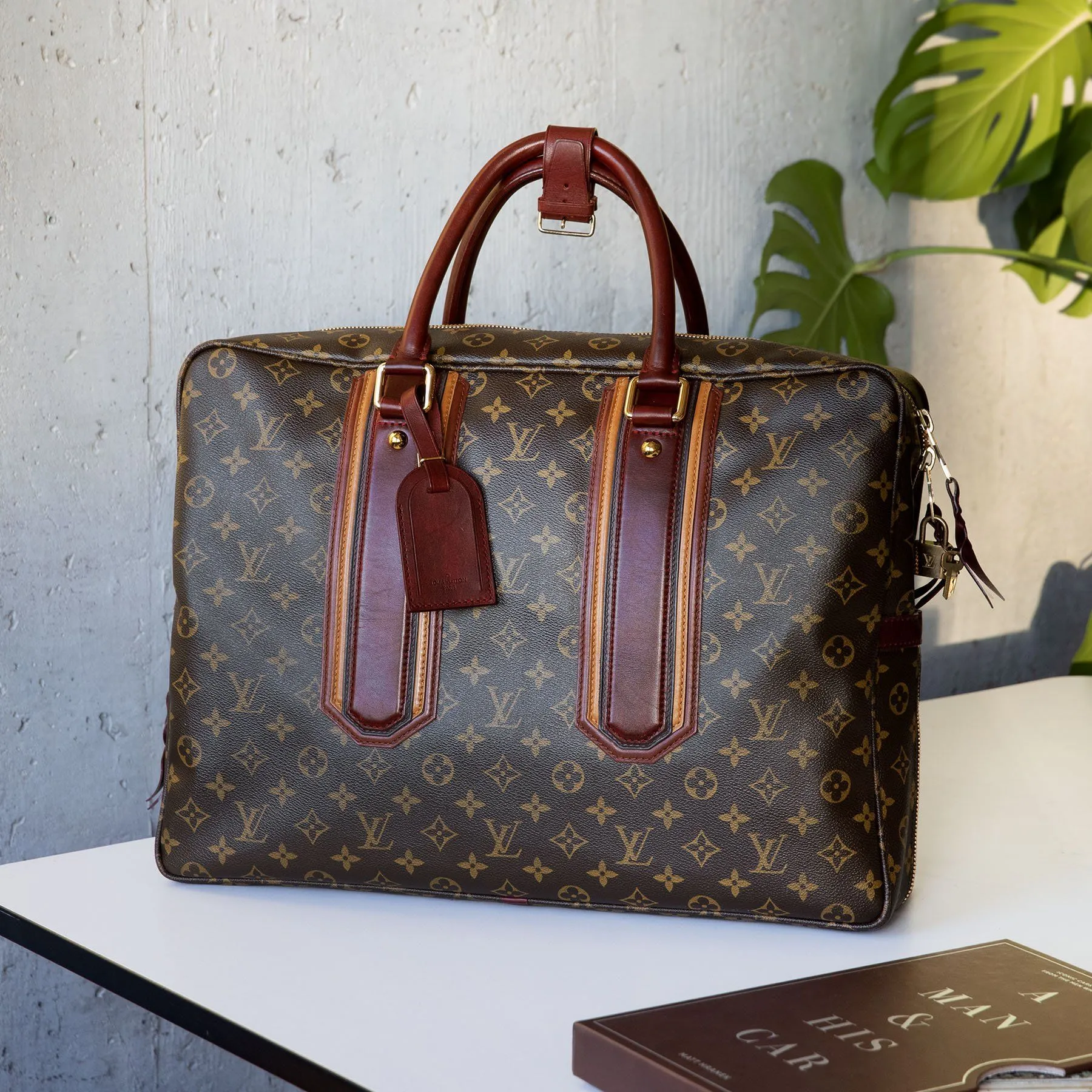 Louis Vuitton Monogram Canvas Bequia Porte-Document Geant