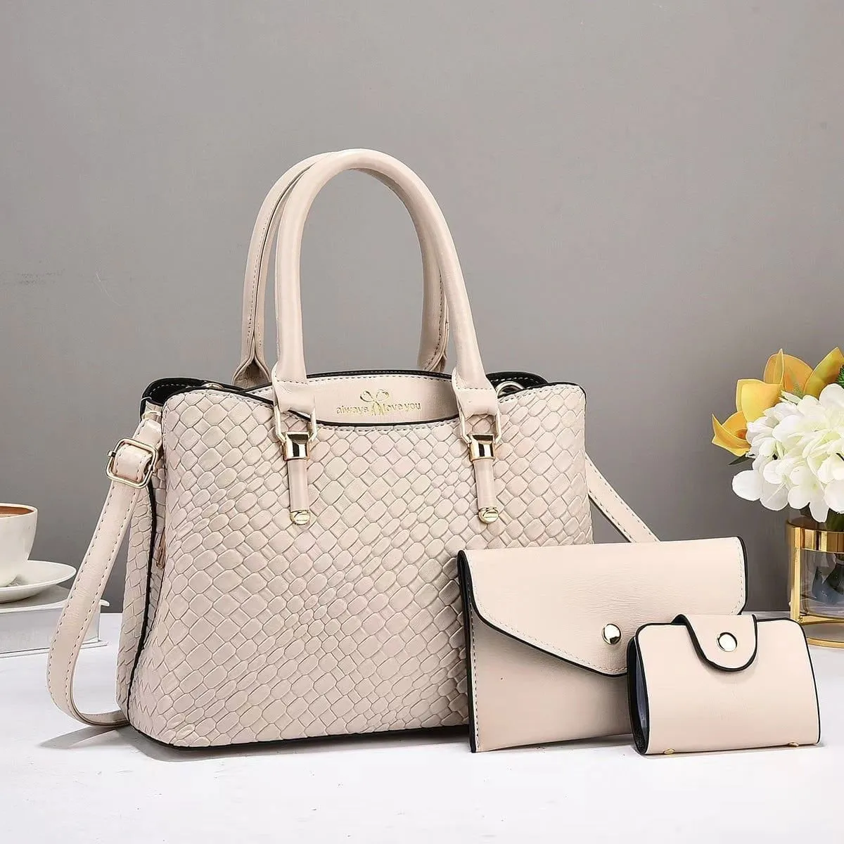 LovelyRLovely Woven Texture Three-piece Handbag Set