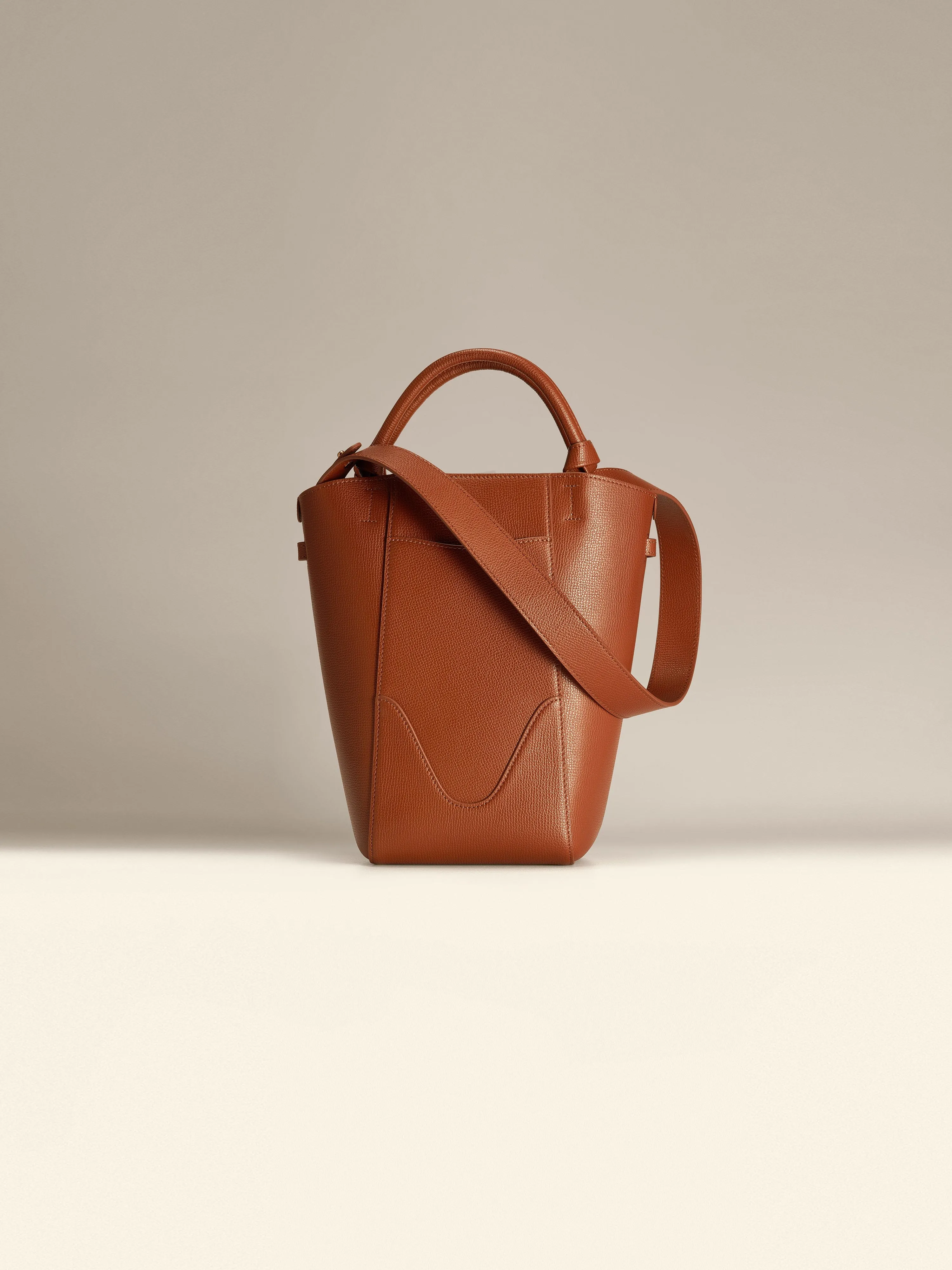 Mini Marina Bucket Bag Chestnut