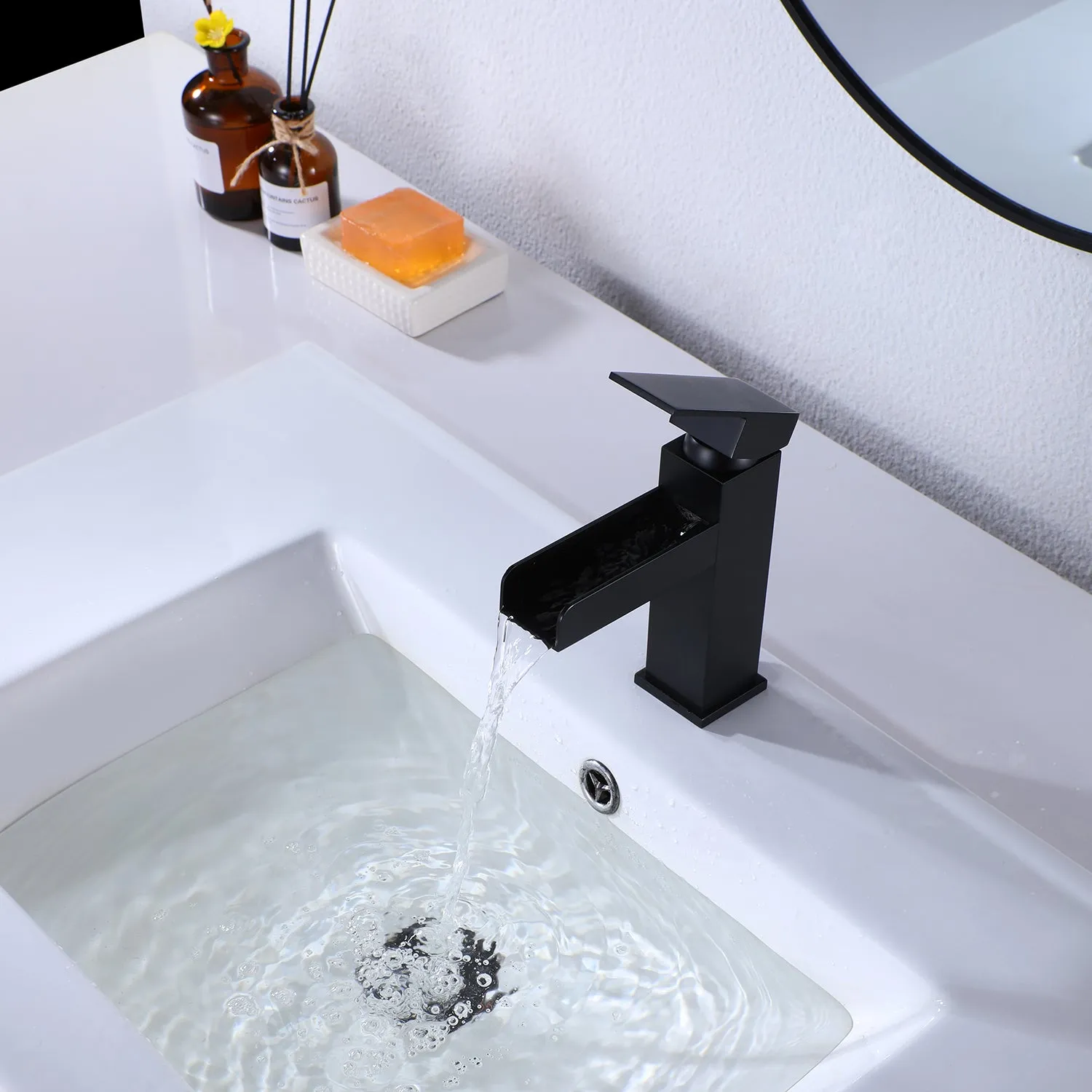 Waterfall Single Hole Bathroom Sink Faucet With Deck Plate RB0758